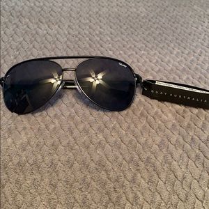 Quay Australia Sunglasses (aviators)